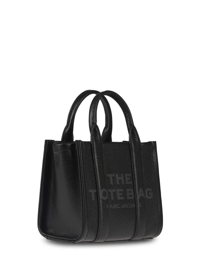Marc Jacobs Shoppers & Totes Structured Black Crossbody Tote With Textured Fini in zwart