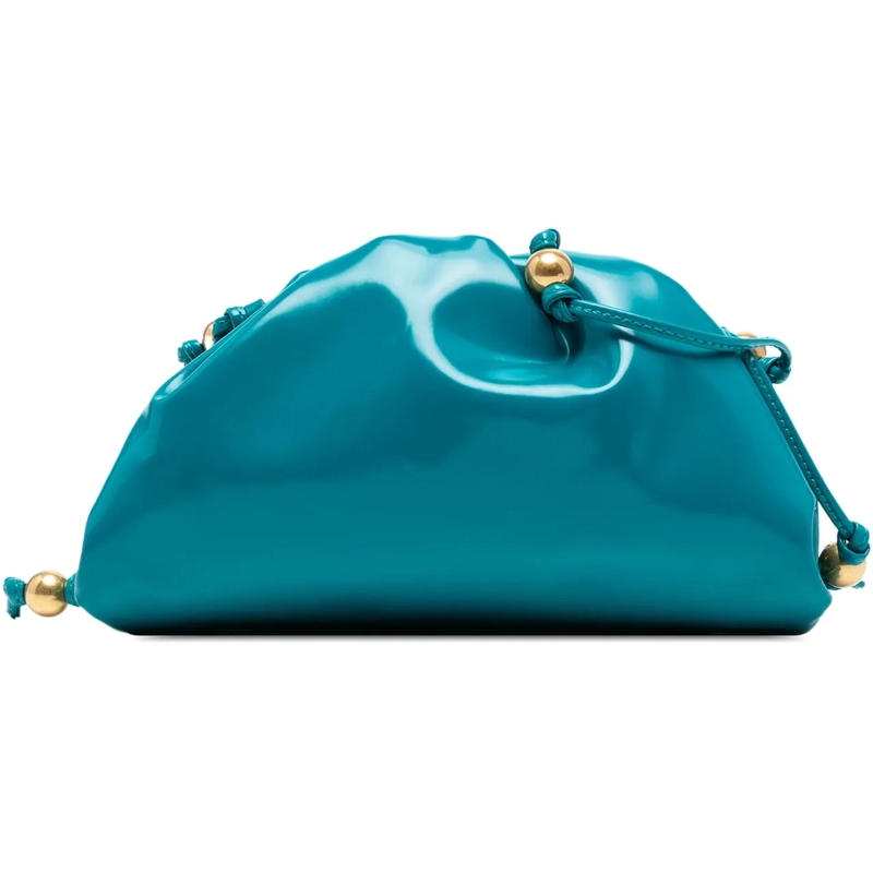 Bottega Veneta Sac à bandoulière Patent Beaded Strap The Mini Pouch Crossbody blau