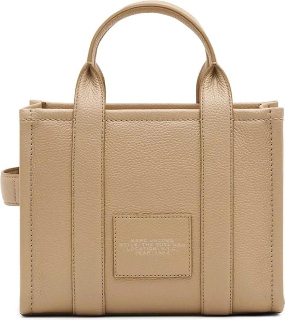 Marc Jacobs Shoppers & Totes The Tote Bag Small in bruin