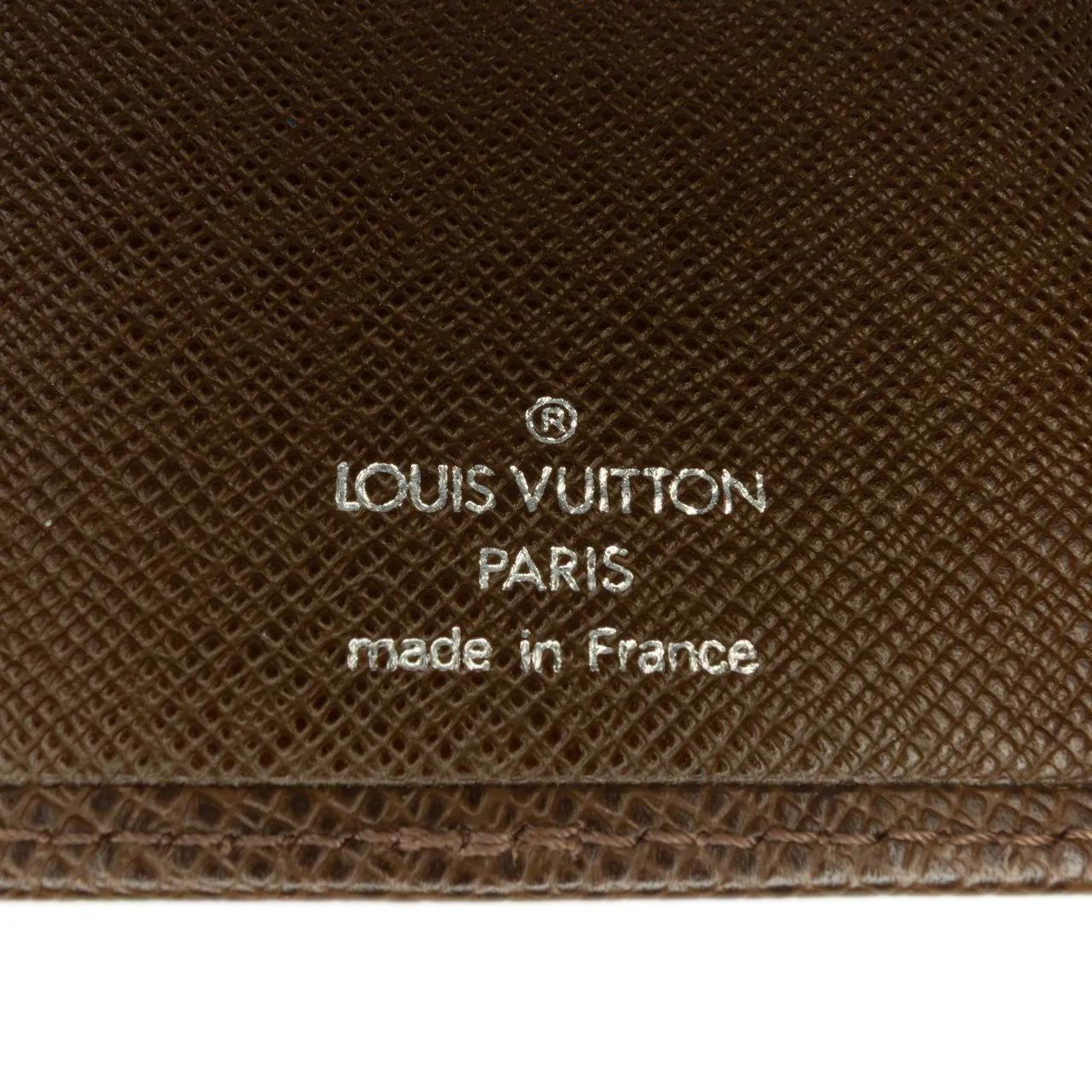 Thumbnail - Louis Vuitton Portemonnaie - Taiga Checkbook Wallet - Gr. unisize - in Braun - für Damen