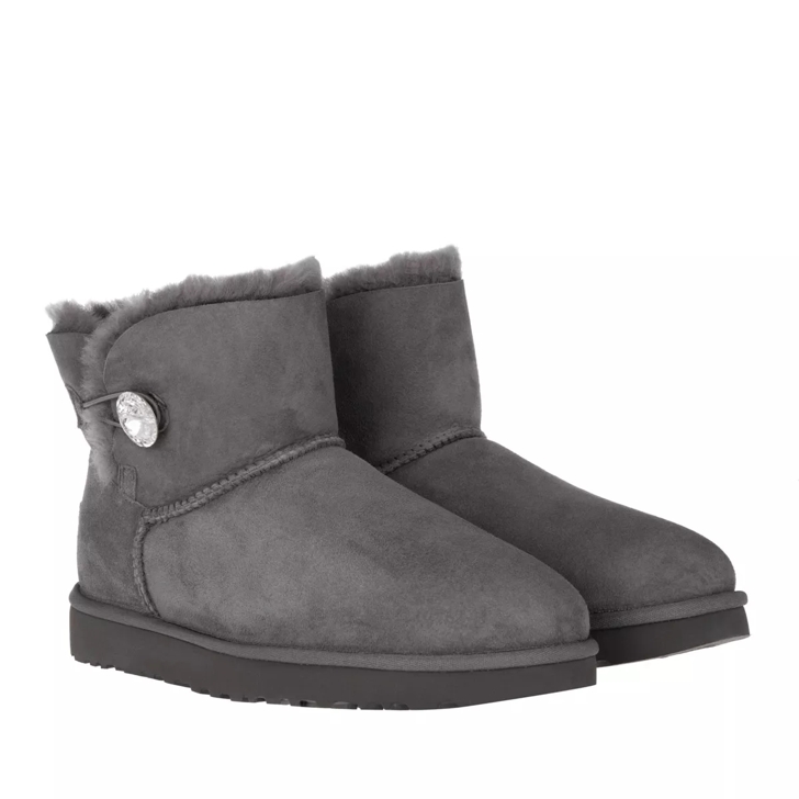 Ugg mini outlet button bailey