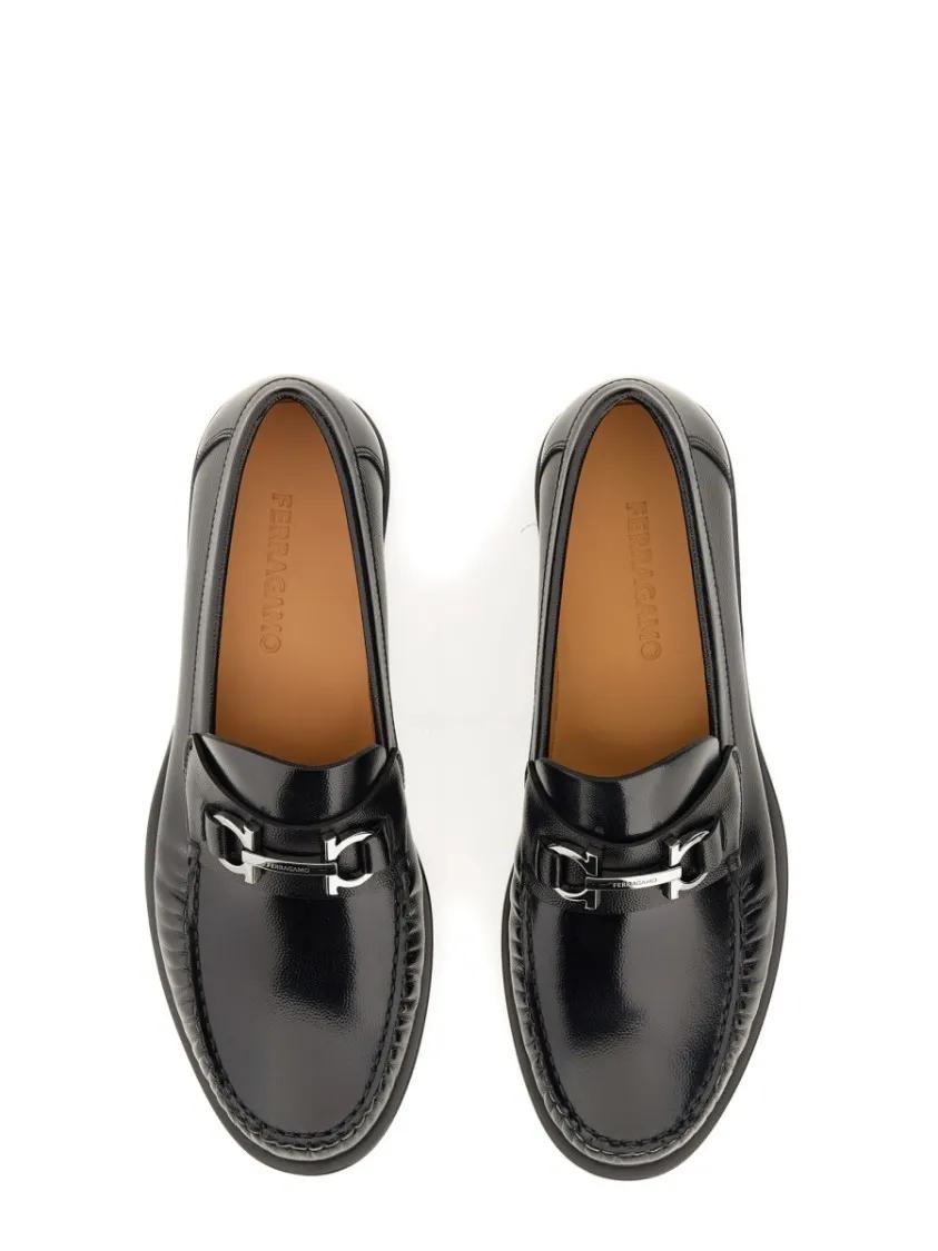 Thumbnail - Salvatore Ferragamo Loafer - Gancini Moccasin - Gr. 7_5 - in Schwarz - für Damen