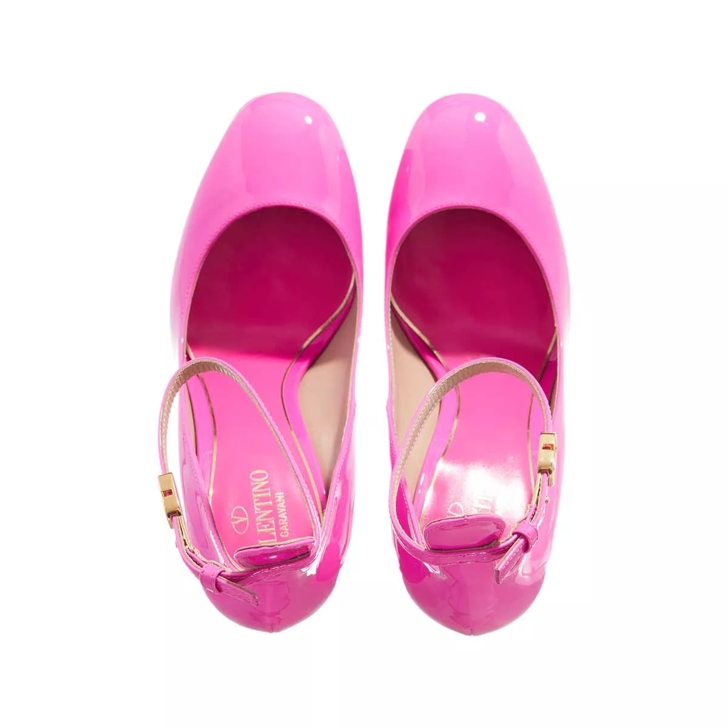 Valentino on sale pink pumps