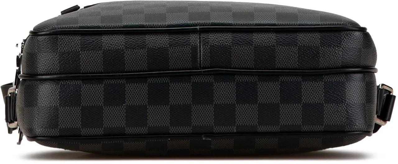 Louis Vuitton Shoppers Damier Graphite Trocadero MM in zwart