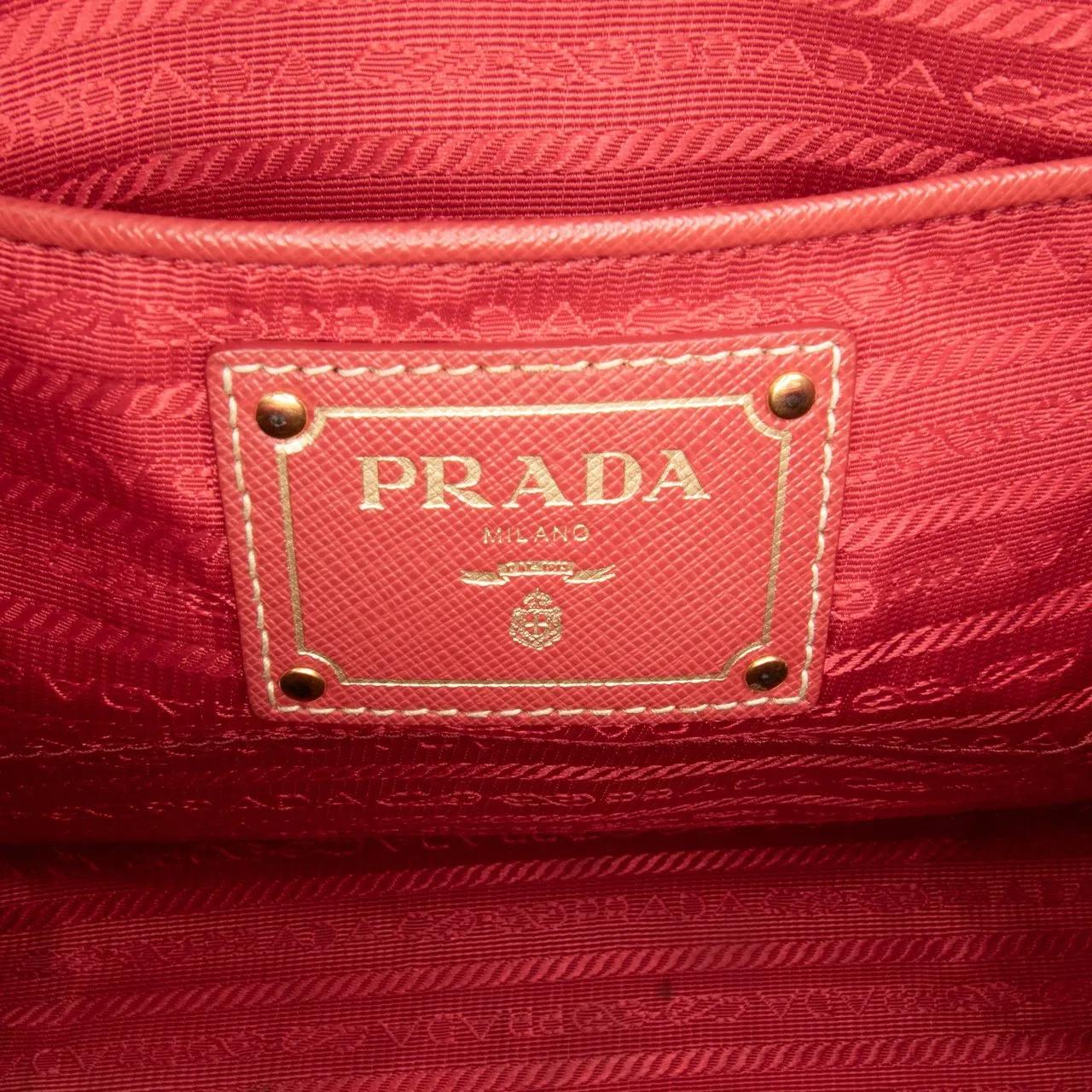 Thumbnail - Prada Hobo Bags - Saffiano Lux Shopping Tote - Gr. unisize - in Rot - für Damen