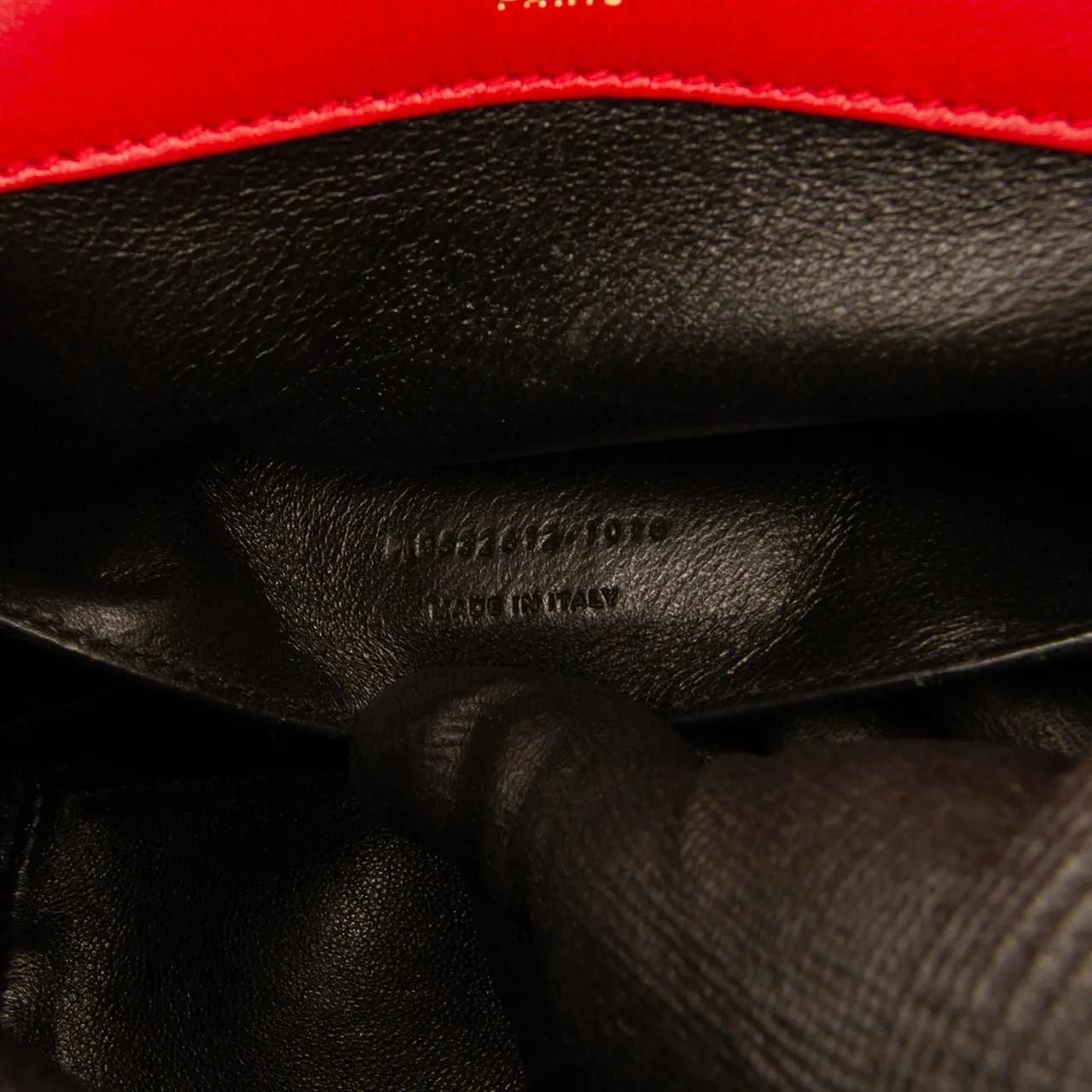 Thumbnail - Saint Laurent Hobo Bags - Medium Lambskin Monogram Vicky Chain Bag - Gr. unisize - in Rot - für Damen