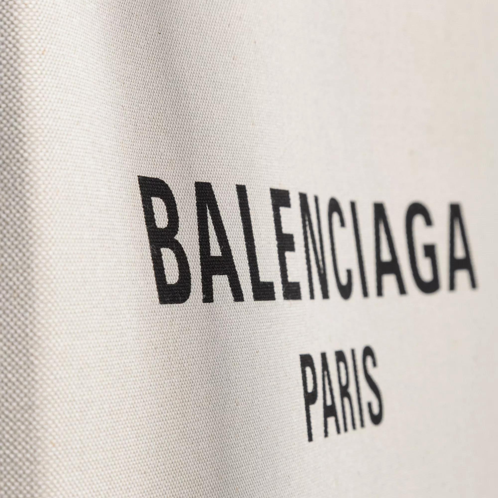 Balenciaga Shoppers Duty Free Tote M in beige
