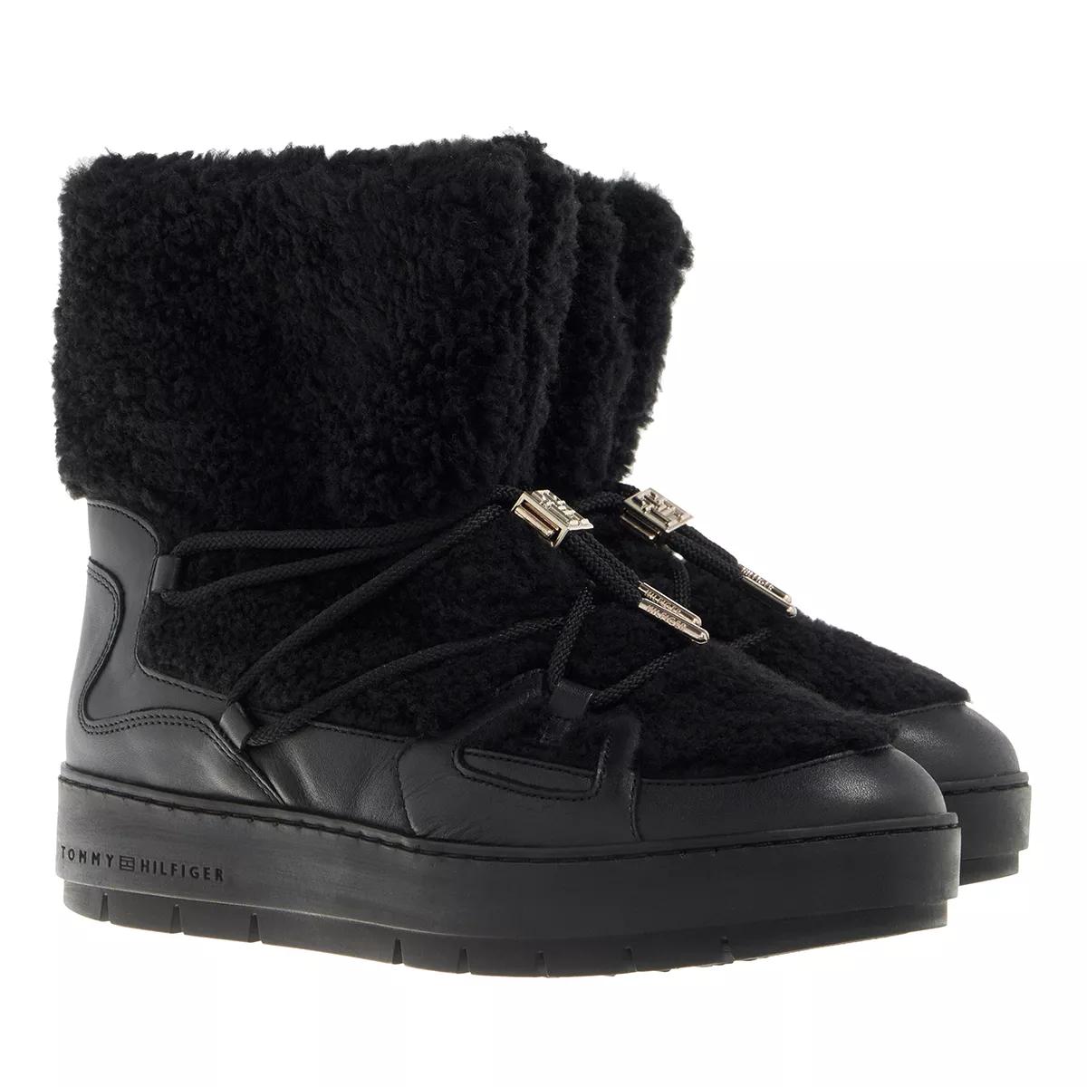 Tommy hilfiger 2025 waterproof boots