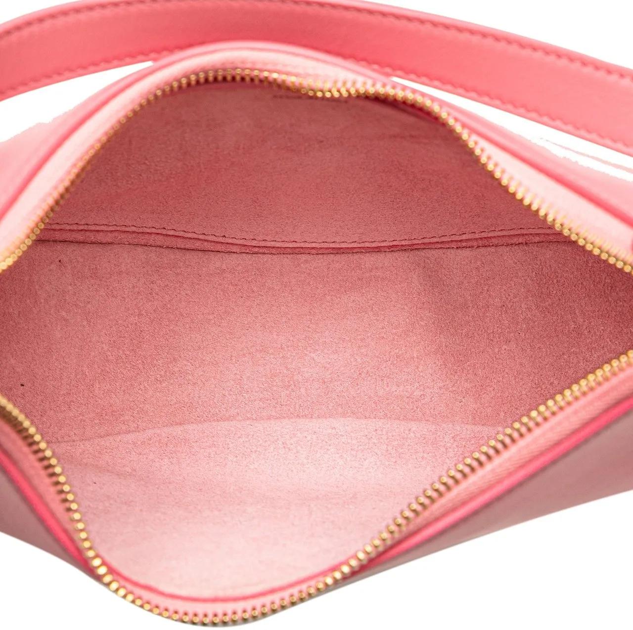 Celine Hobo bags 2021 Leather Ava Shoulder Bag in poeder roze