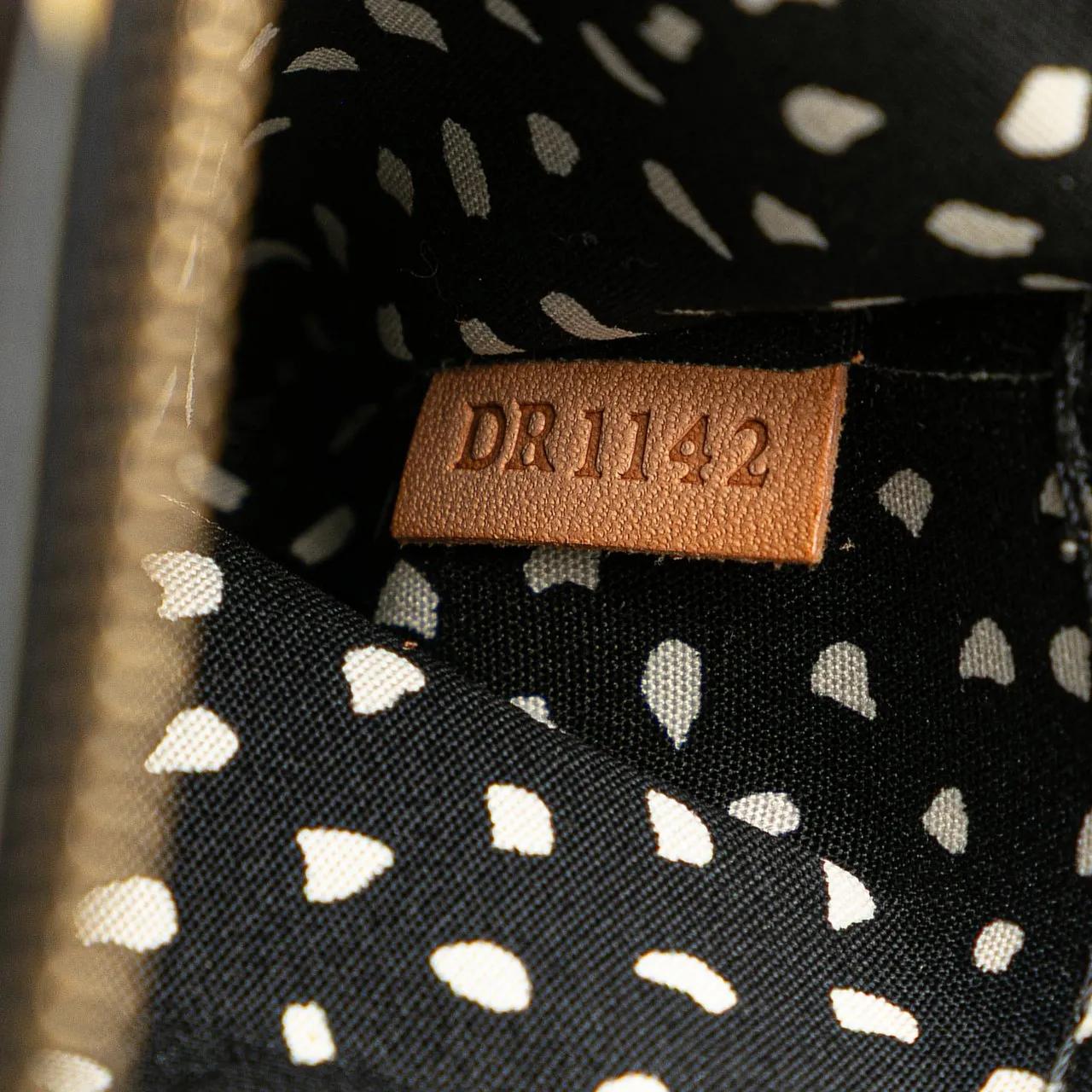 Thumbnail - Louis Vuitton Hobo Bags - Yayoi Kusama Monogram Vernis Dots Infinity Pochett - Gr. unisize - in Schwarz - für Damen