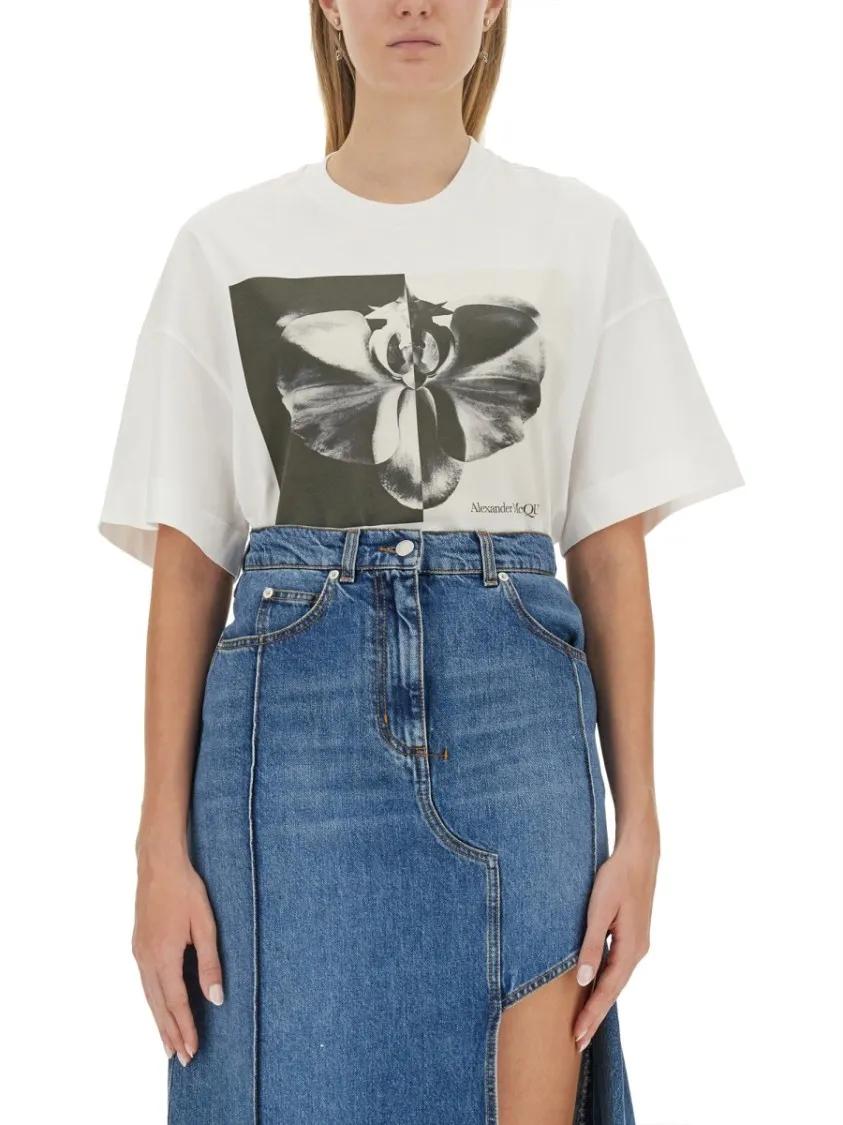 Thumbnail - Alexander McQueen - Photographic Orchid T-Shirt - Größe 42 - weiß