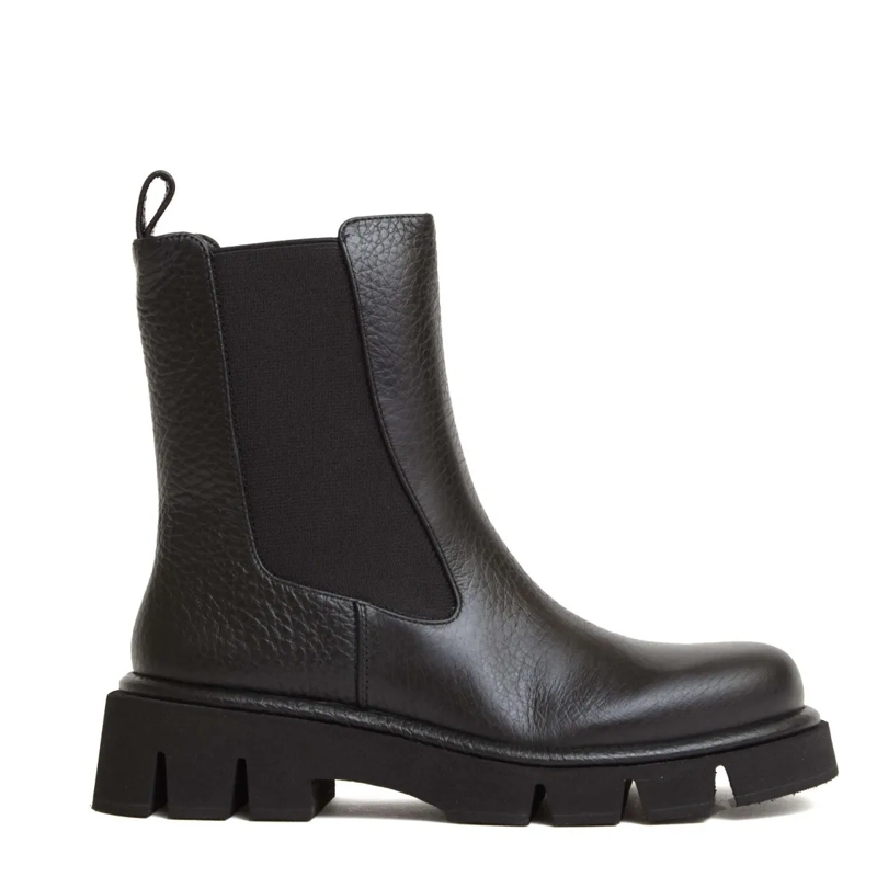 Paloma Barceló Bottes Textured Hammered Leather Ankle Boots With Sole Black