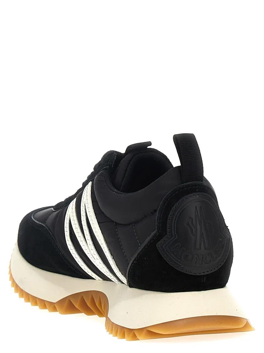 Moncler Low-Top Sneakers 'Pacey' Sneakers in zwart