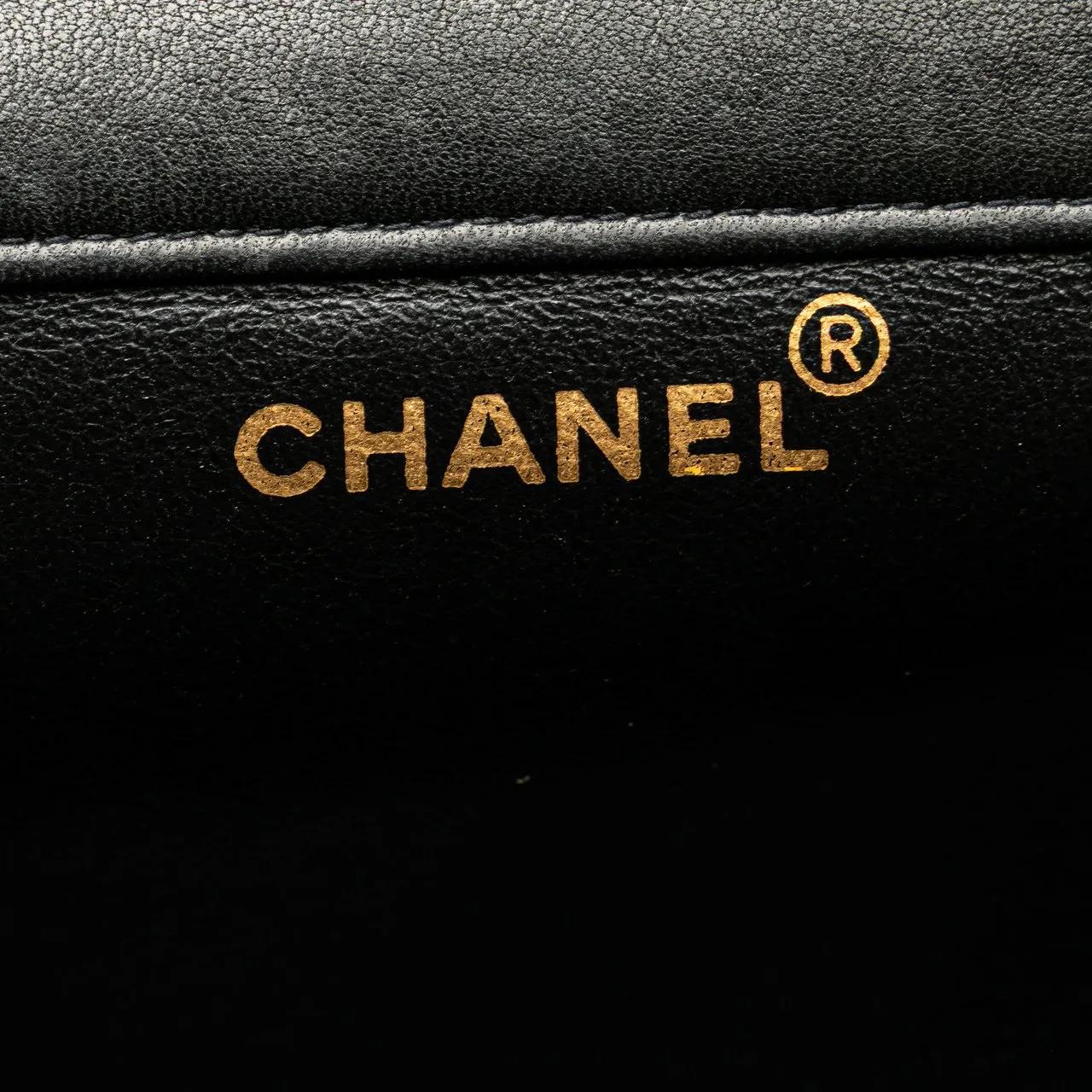 Thumbnail - Chanel Hobo Bags - Medium Quilted Lambskin Double Sided Flap - Gr. unisize - in Schwarz - für Damen