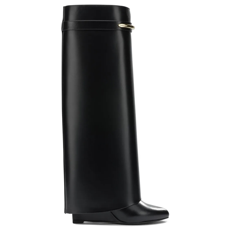 Givenchy Bottes Pointed Toe Calf Leather Ankle Boots With Metallic Black