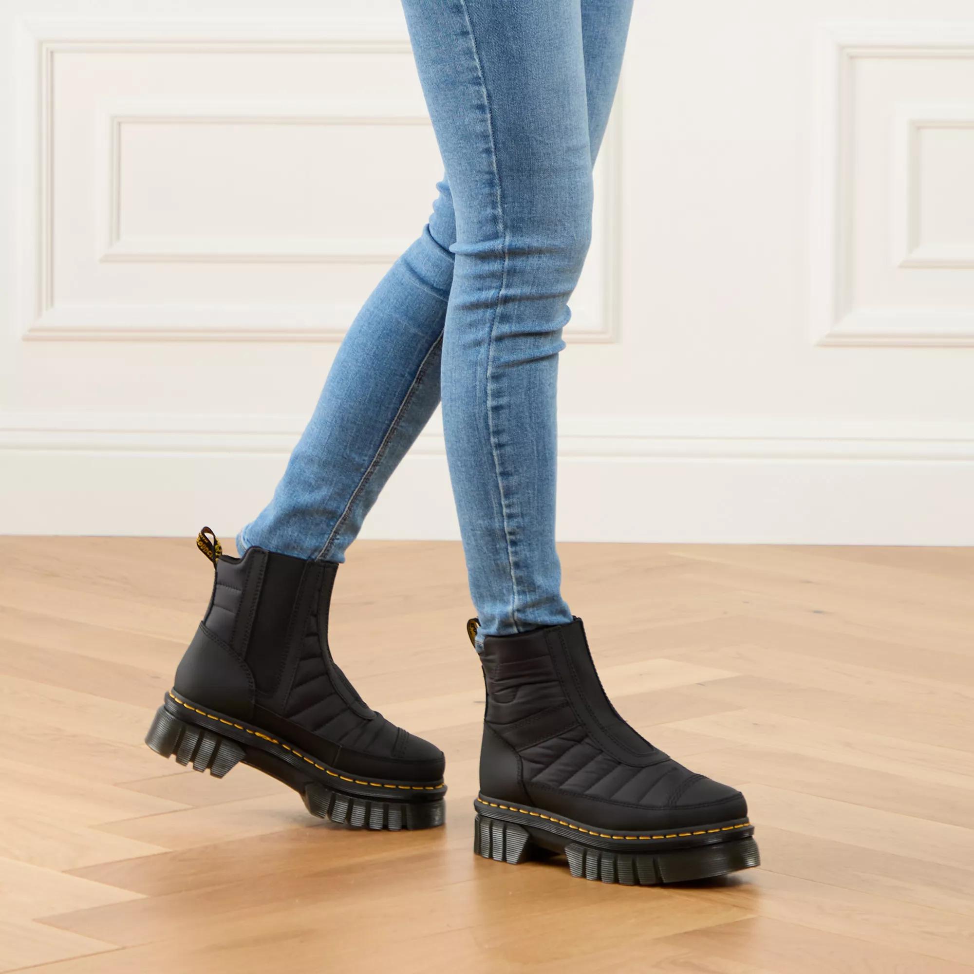 Dr martens 6pm zalando best sale