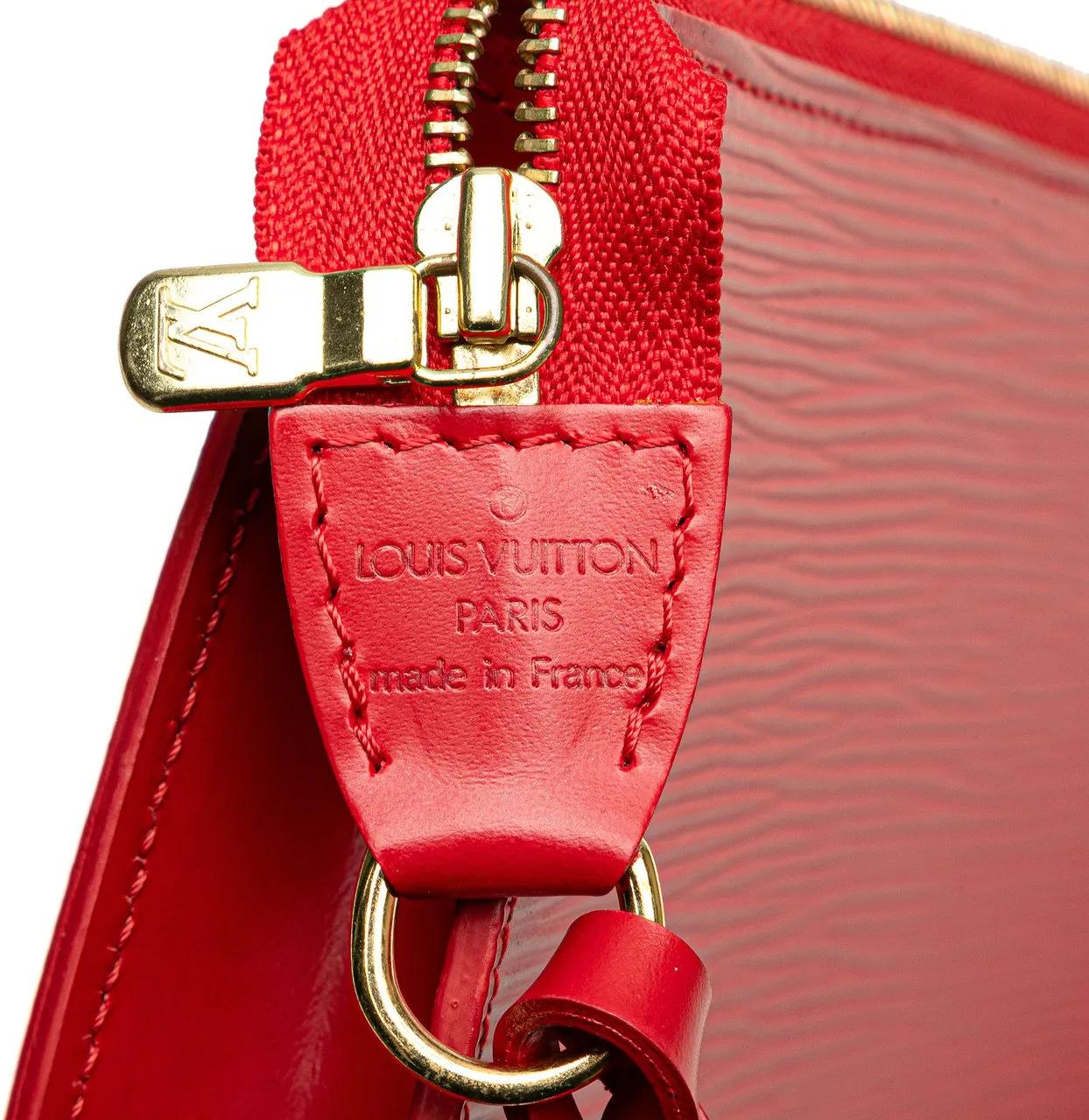 Thumbnail - Louis Vuitton Hobo Bags - Epi Pochette Accessoires - Gr. unisize - in Rot - für Damen