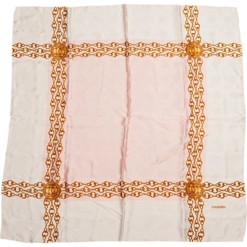 Chanel Wollschal Chanel Classic "CC Chaine" Silk Carre 90 Scarf Tuc rot