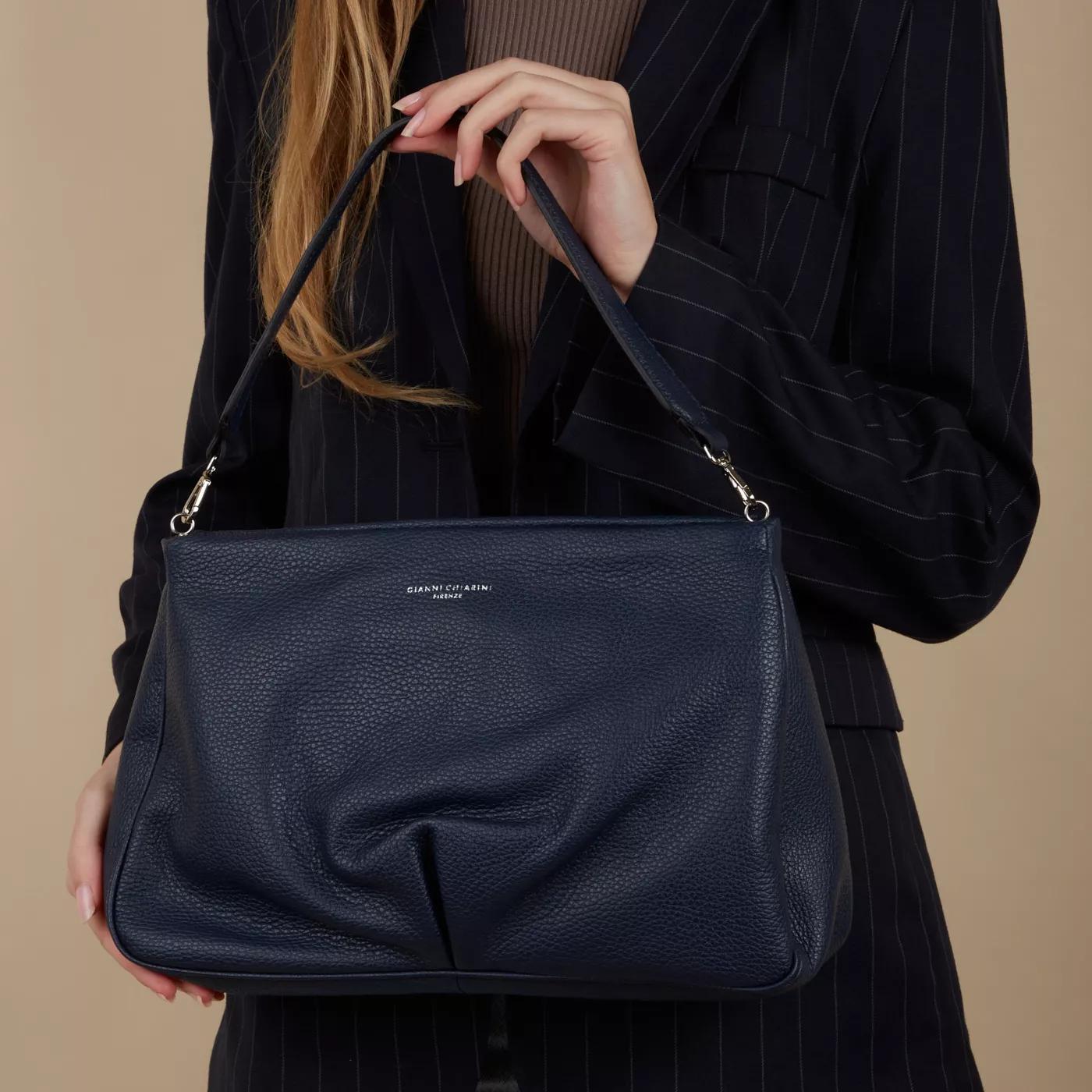 Gianni Chiarini Crossbody bags Handtasche in blauw