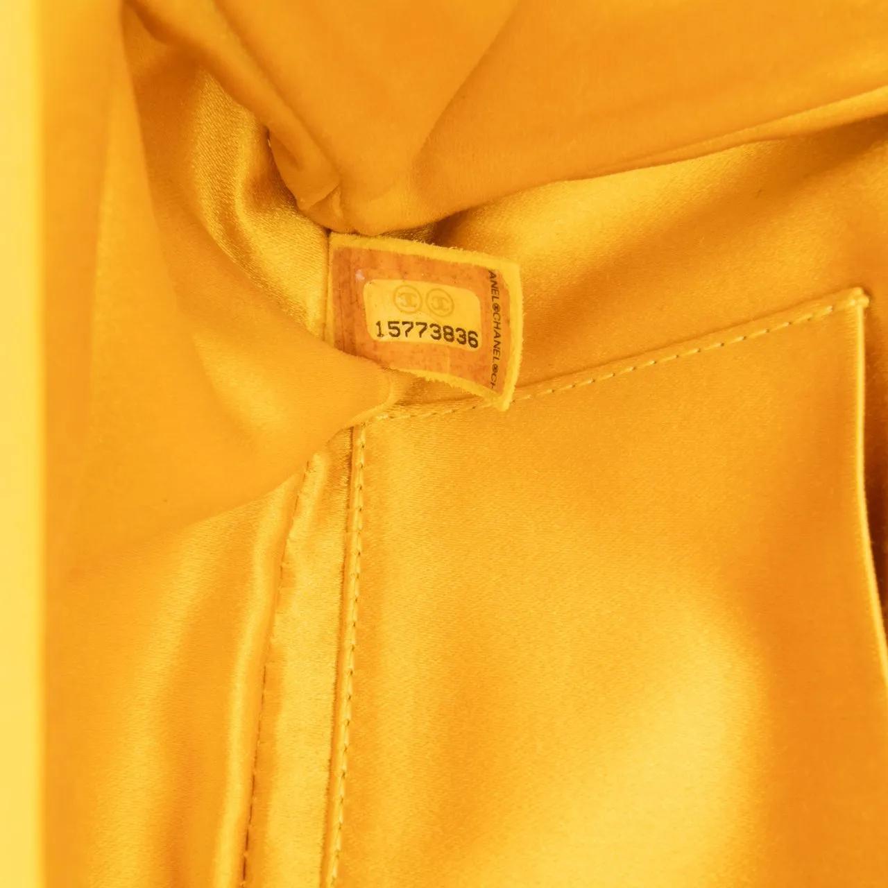 Thumbnail - Chanel Clutches - Satin Crystal Camellia Evening Frame Clutch - Gr. unisize - in Gelb - für Damen