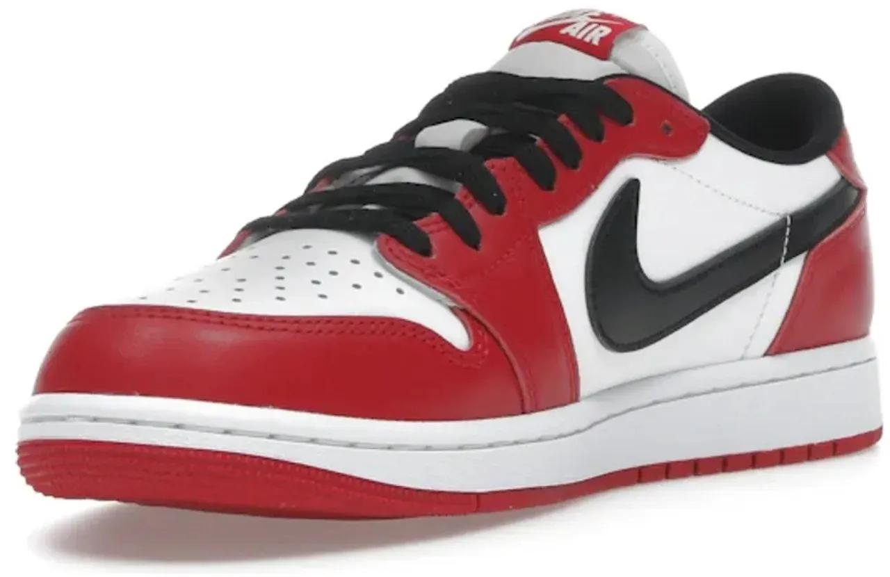 Thumbnail - Nike Low-Top Sneaker - Jordan 1 Retro Low OG Chicago (2025) - Gr. 35,5 (EU) - in Weiß - für Damen