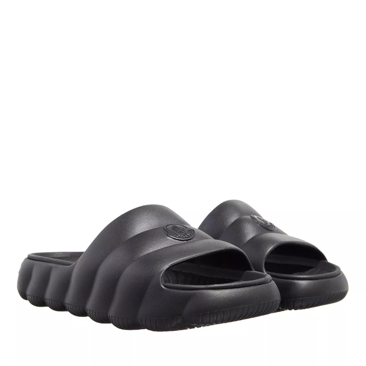 Gucci black pool slides hot sale