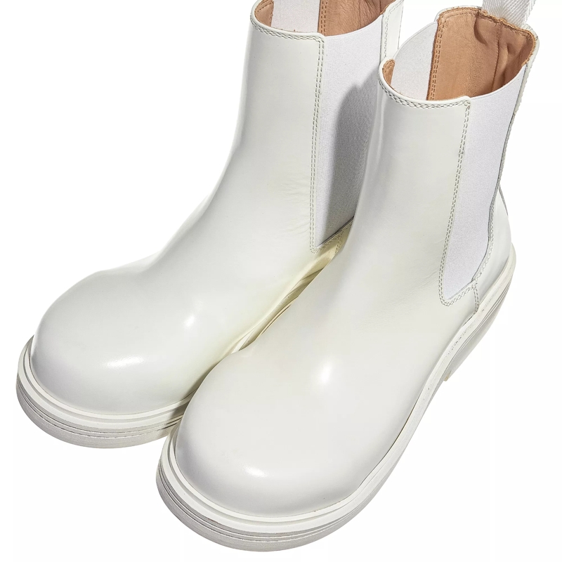 Bottega Veneta Chelsea Boots Fireman Chelsea Ankle Boot White(Image 4)