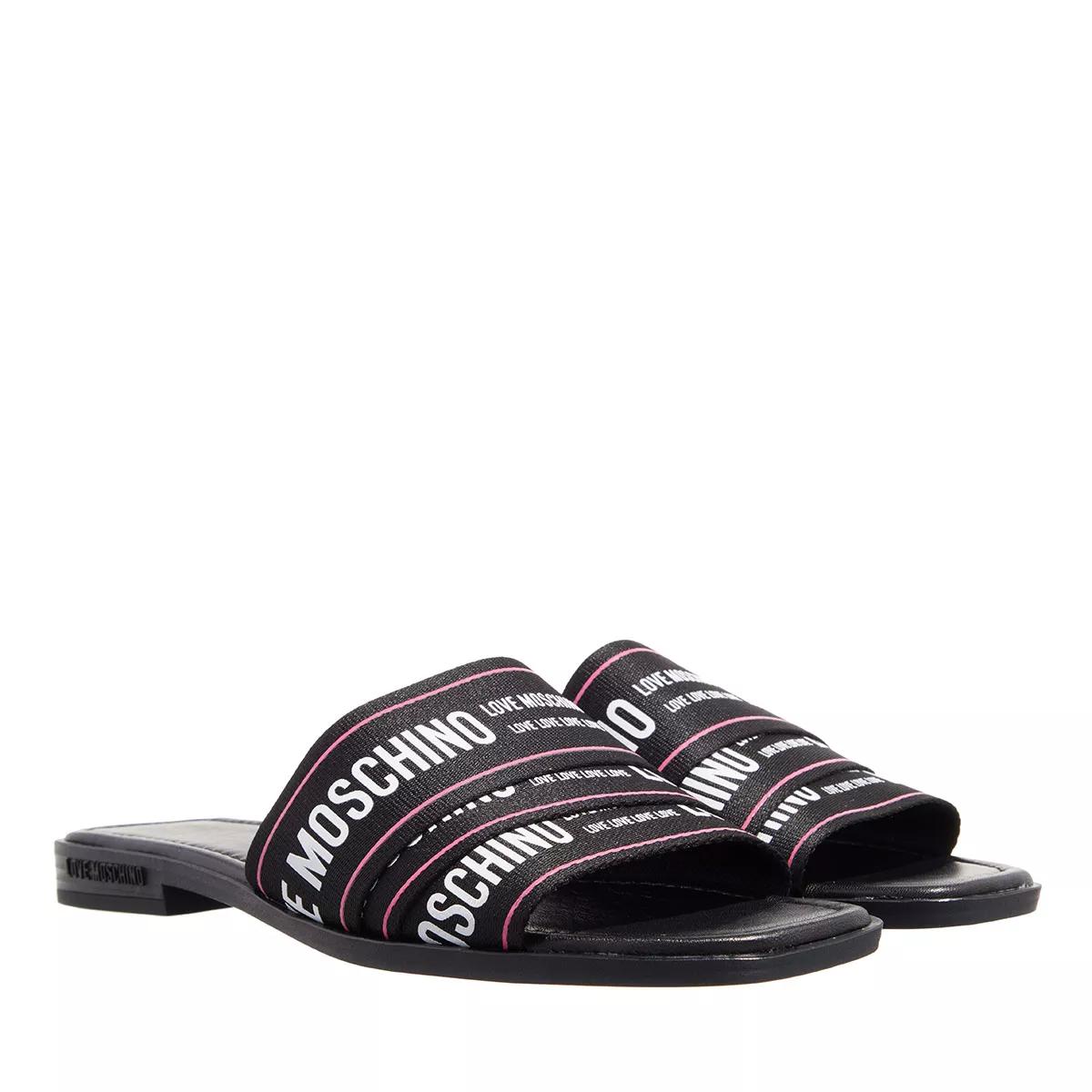 Love discount moschino sandals