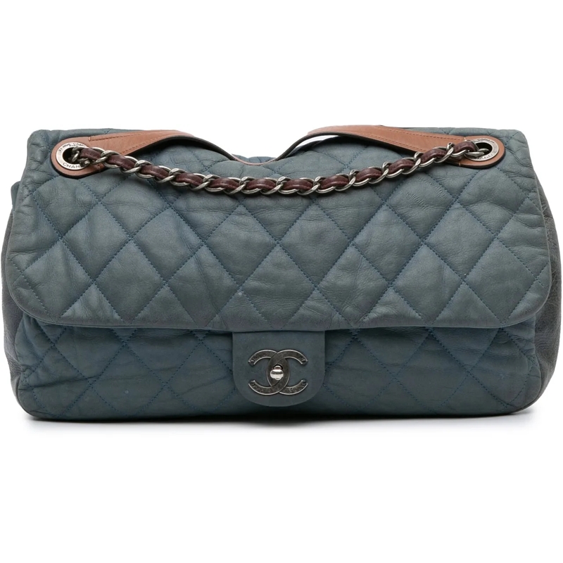 Chanel Sac à bandoulière Jumbo Iridescent Calfskin In The Mix Flap blau