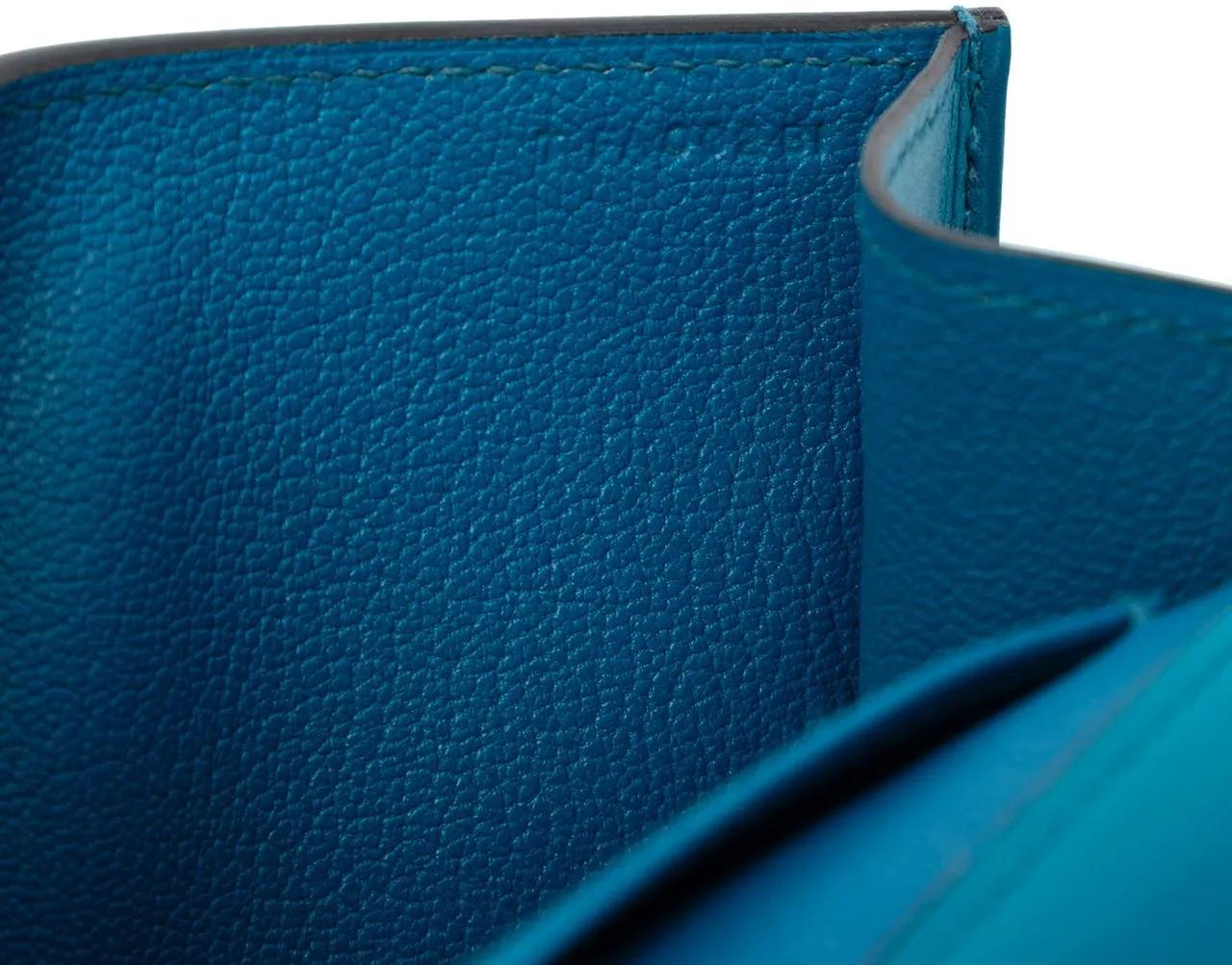 Thumbnail - Hermès Clutches - Tadelakt Medor Clutch 23 - Gr. unisize - in Blau - für Damen