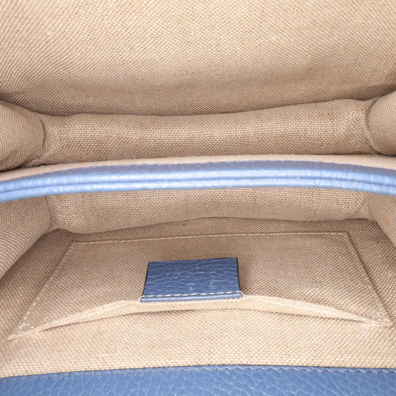 Thumbnail - Gucci Hobo Bags - Small Dollar Calfskin Interlocking G Crossbody - Gr. unisize - in Blau - für Damen