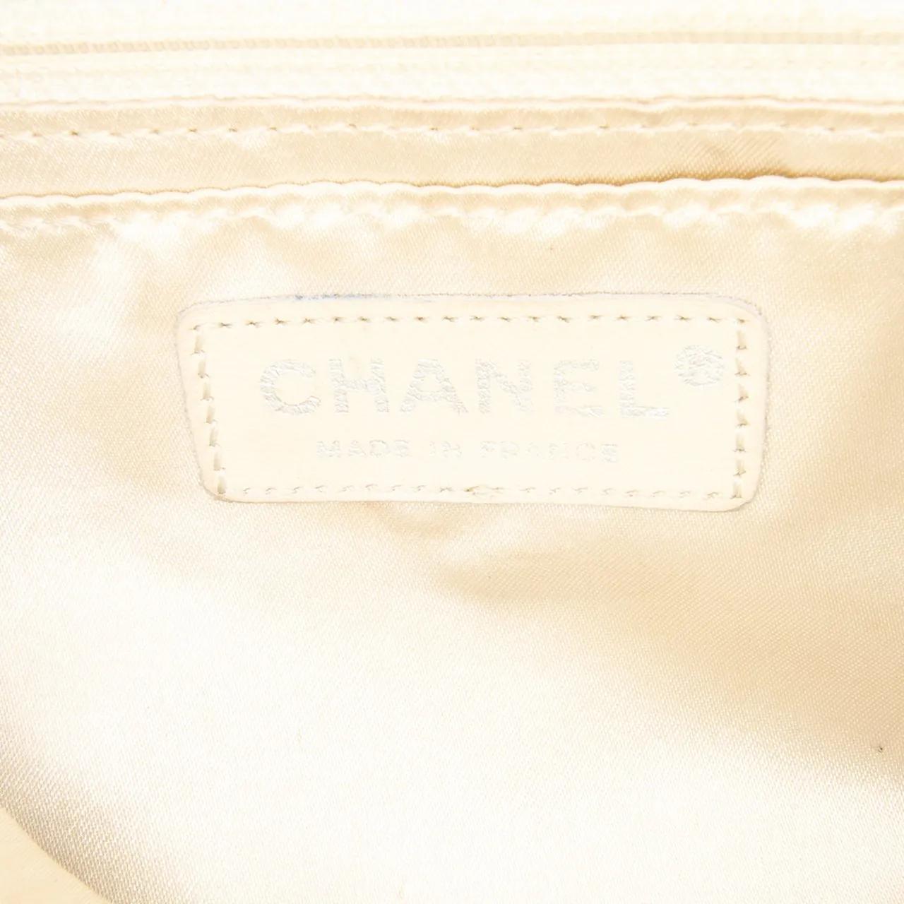 Thumbnail - Chanel Hobo Bags - CC Quilted Perforated Aged Calfskin Flap - Gr. unisize - in Blau - für Damen