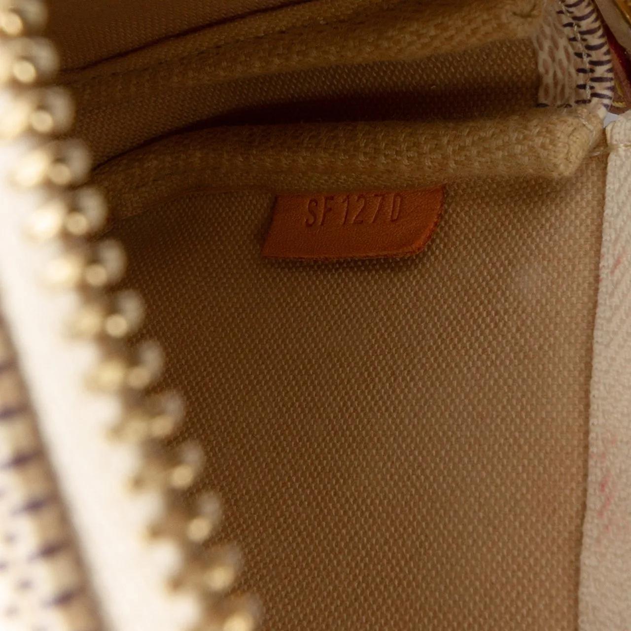 Thumbnail - Louis Vuitton Crossbody Bags - Damier Azur Mini Pochette Accessoires - Gr. unisize - in Weiß - für Damen