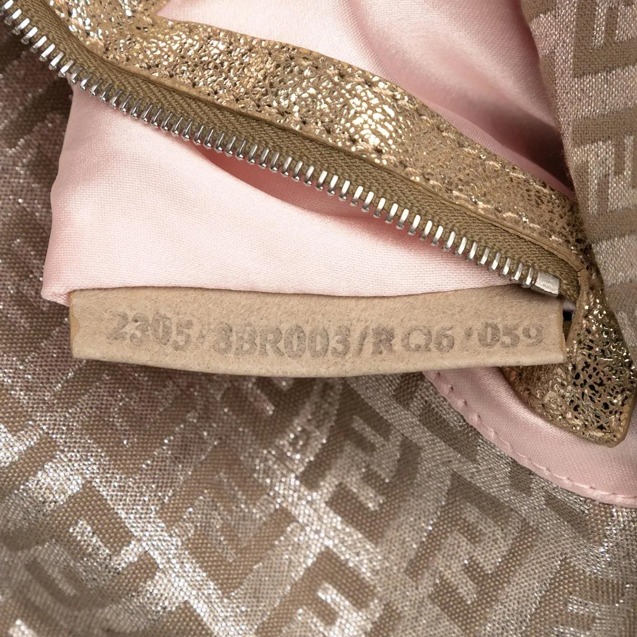 Thumbnail - Fendi Hobo Bags - Zucchino Metallic Canvas Double Flap Shoulder Bag - Gr. unisize - in Silber - für Damen