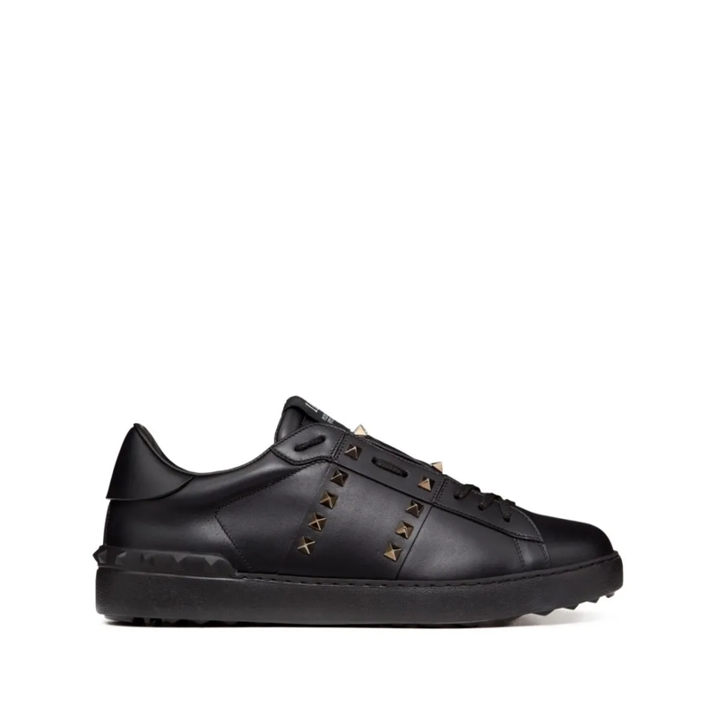 Valentino Garavani Low-Top-Sneaker Black Leather Flat Shoes Black