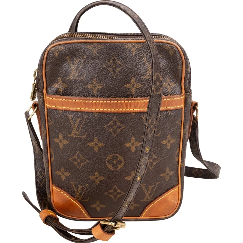 Louis Vuitton Tote Louis Vuitton Canvas Monogram Danube Crossbody Bag braun