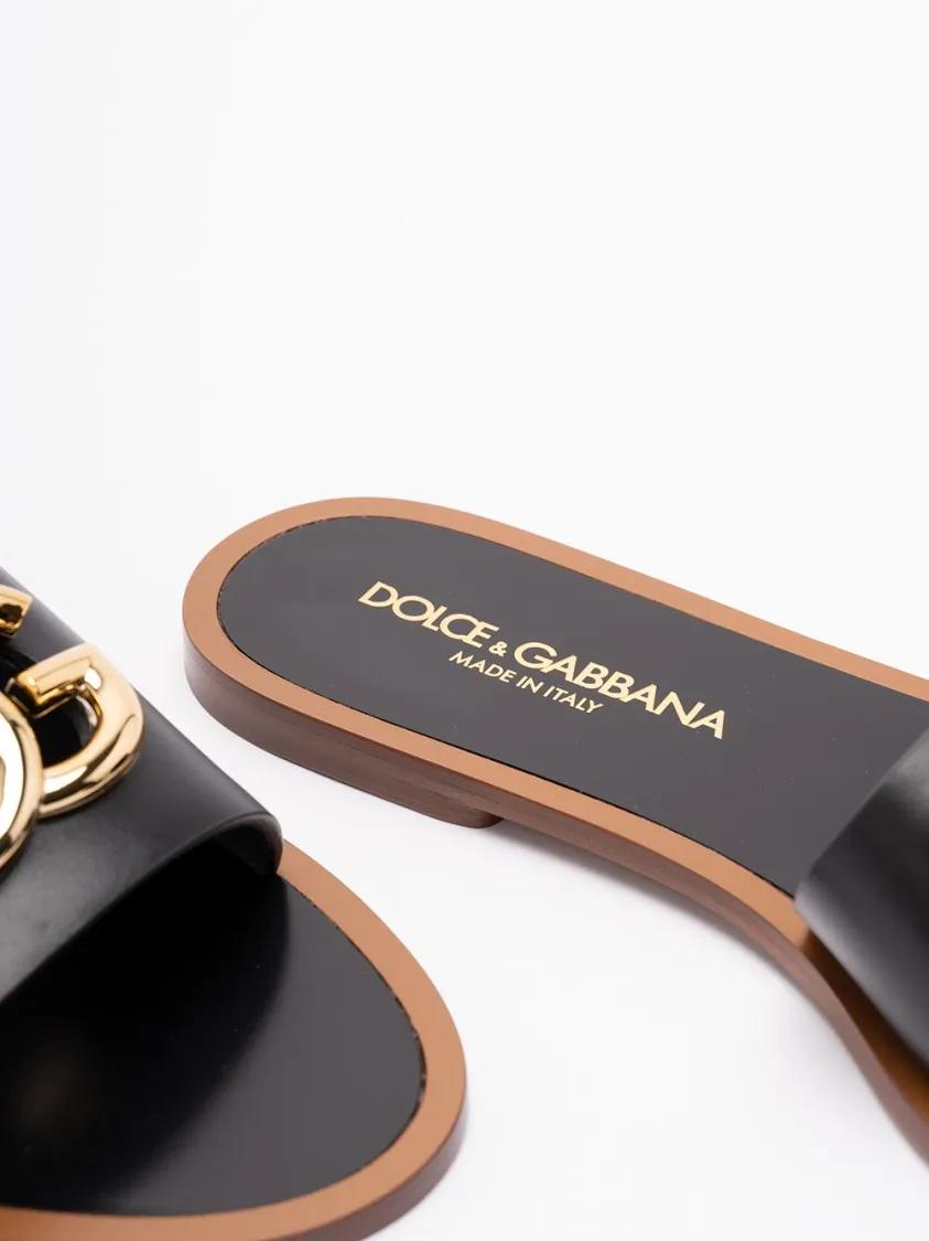 Thumbnail - Dolce&Gabbana Sandalen - Calf Leather Flat Sandals - Gr. 37 (EU) - in Schwarz - für Damen