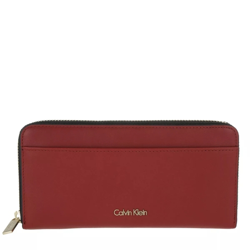 Calvin Klein Sarah Large Zip Around Wallet Henna Portafoglio con cerniera