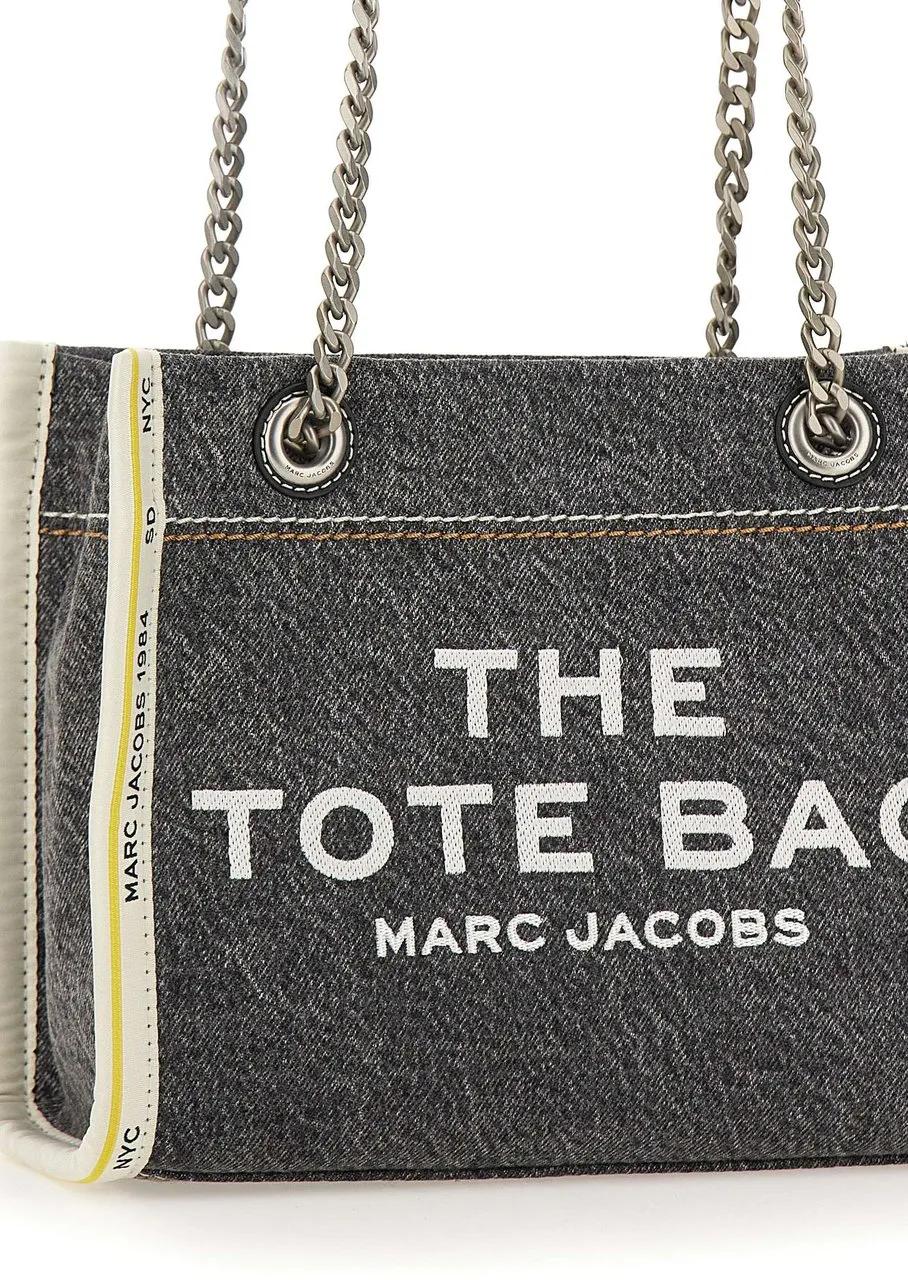 Marc Jacobs Hobo bags Black in zwart