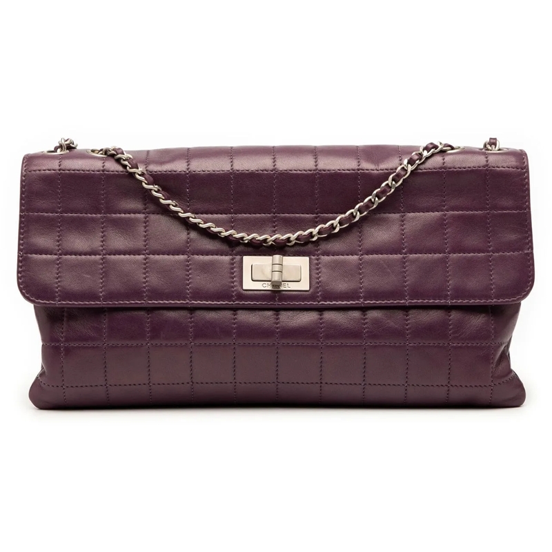 Chanel Schultertasche Reissue 2.55 Chocolate Bar Lambskin Accordion Flap lila
