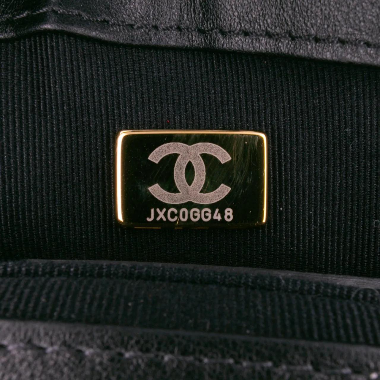 Thumbnail - Chanel Hobo Bags - Mini Quilted Velvet Place Vendome Single Flap - Gr. unisize - in Schwarz - für Damen