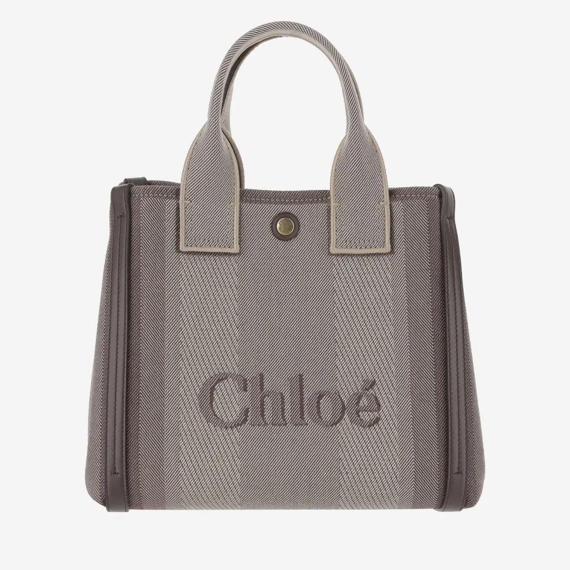 Chloé Shoppers & Totes Carry Small Canvas Tote Bag in grijs