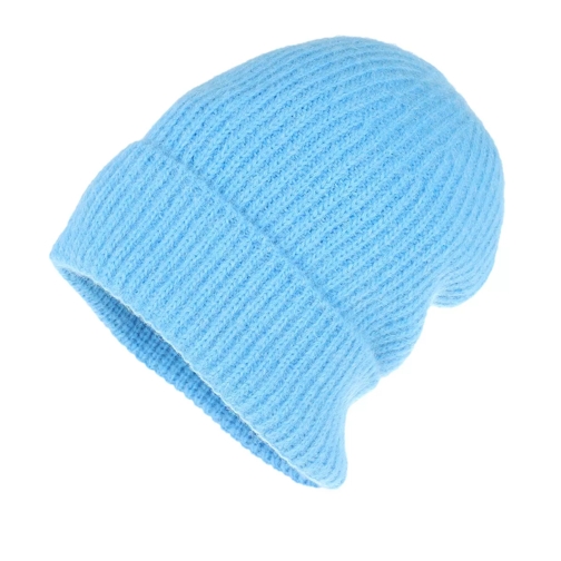Closed Knitted Hat Heaven Stole