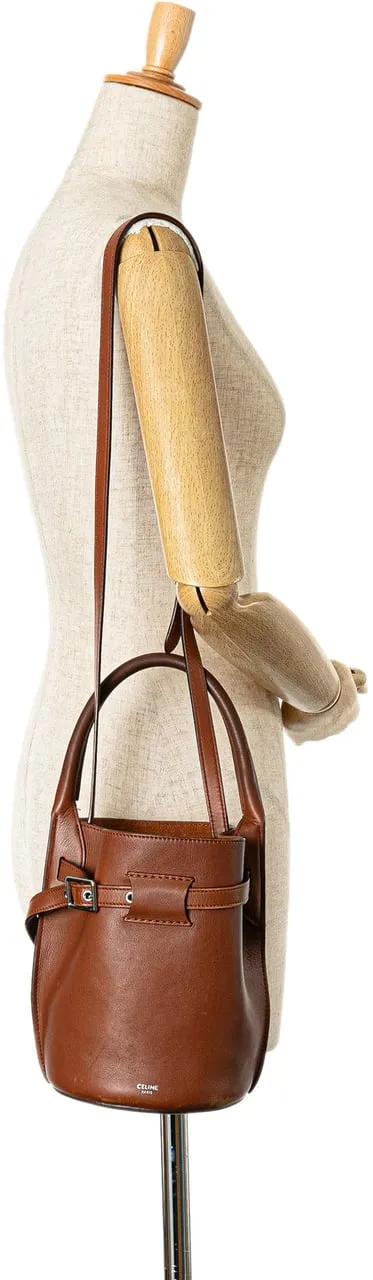 Celine Totes & shoppers Nano Big Bucket Bag in bruin