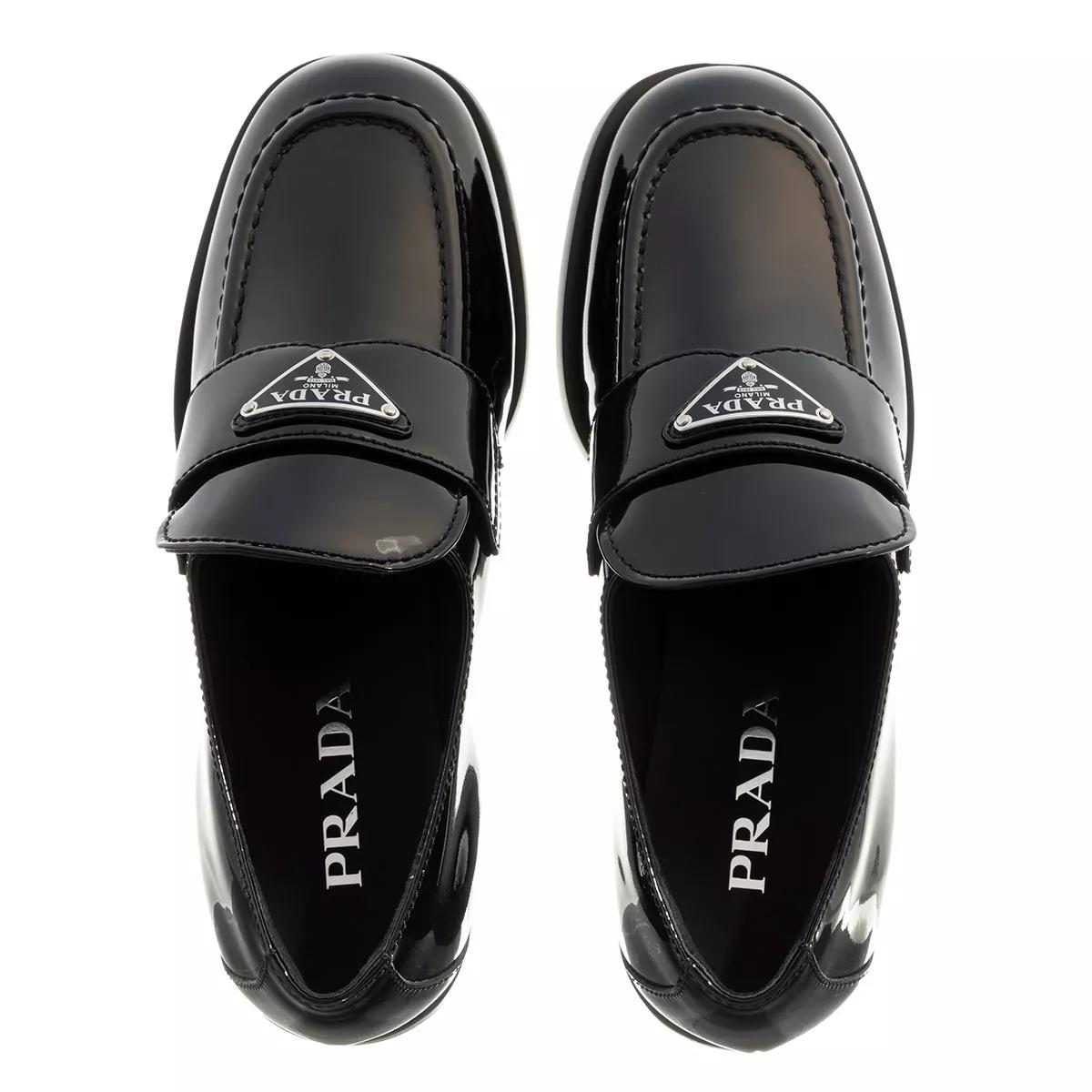 Prada Loafers & ballerina schoenen Leather Loafer in zwart