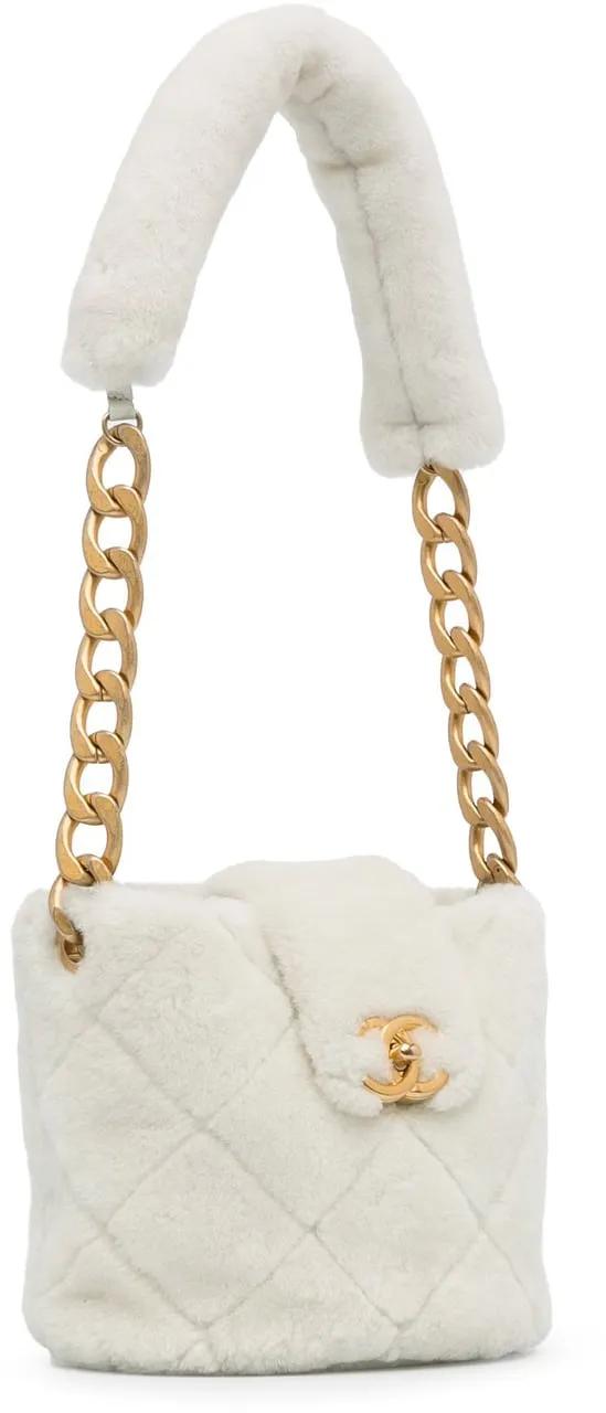 Chanel Shoppers Shearling CC Shoulder Bag in wit