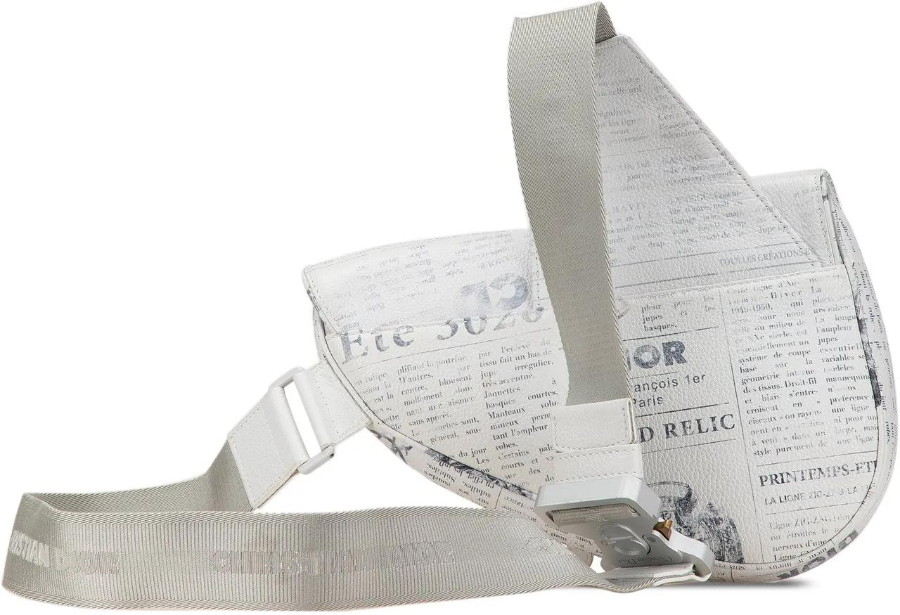 Thumbnail - Christian Dior Hobo Bags - 2019 Daniel Arsham Newspaper Print Saddle Bag - Gr. unisize - in Weiß - für Damen