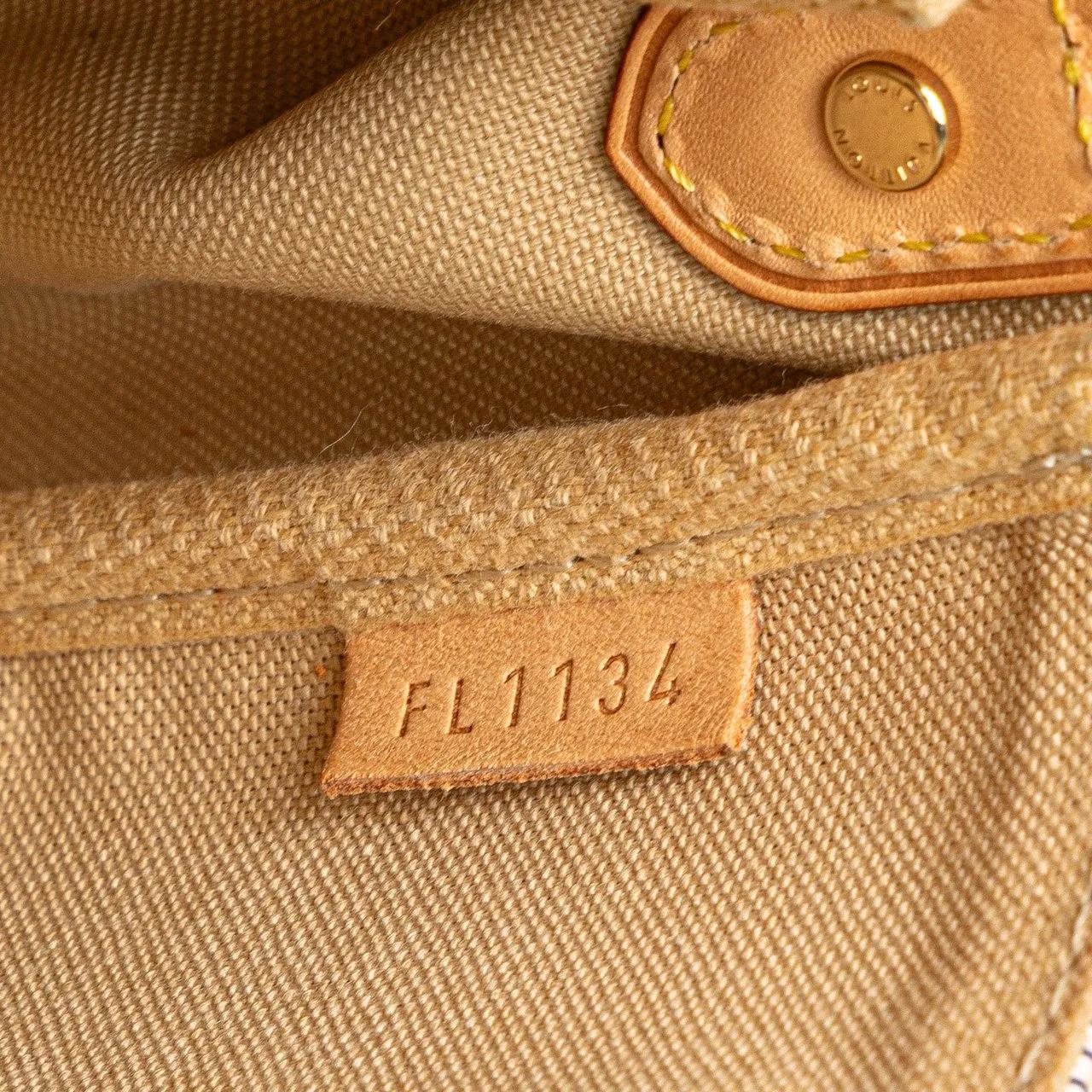 Thumbnail - Louis Vuitton Hobo Bags - Damier Azur Favorite MM - Gr. unisize - in Weiß - für Damen