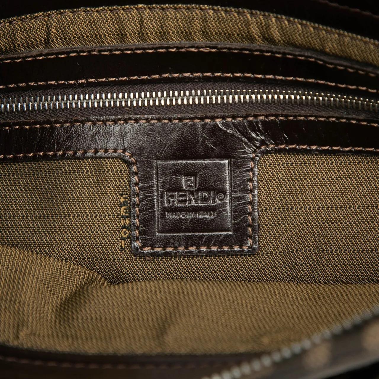 Thumbnail - Fendi Hobo Bags - Zucca Canvas Shoulder Bag - Gr. unisize - in Braun - für Damen