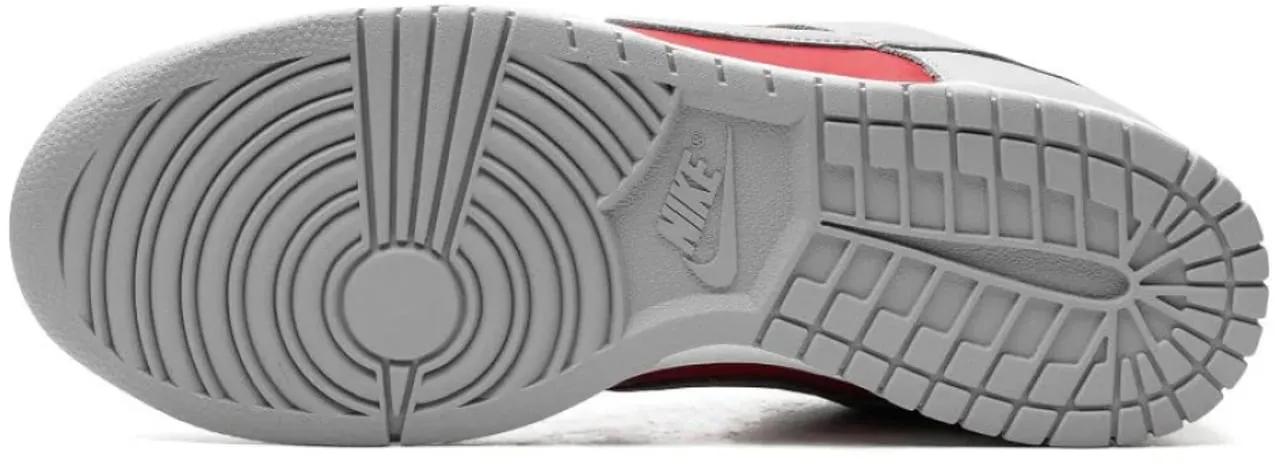 Thumbnail - Nike Low-Top Sneaker - Dunk Low Qs Co.jp Reverse Ultraman Sneakers - Gr. 44,5 (EU) - in Rot - für Damen